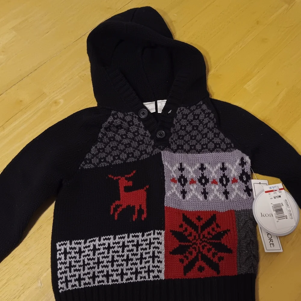 Pull Over Hoodie NWT